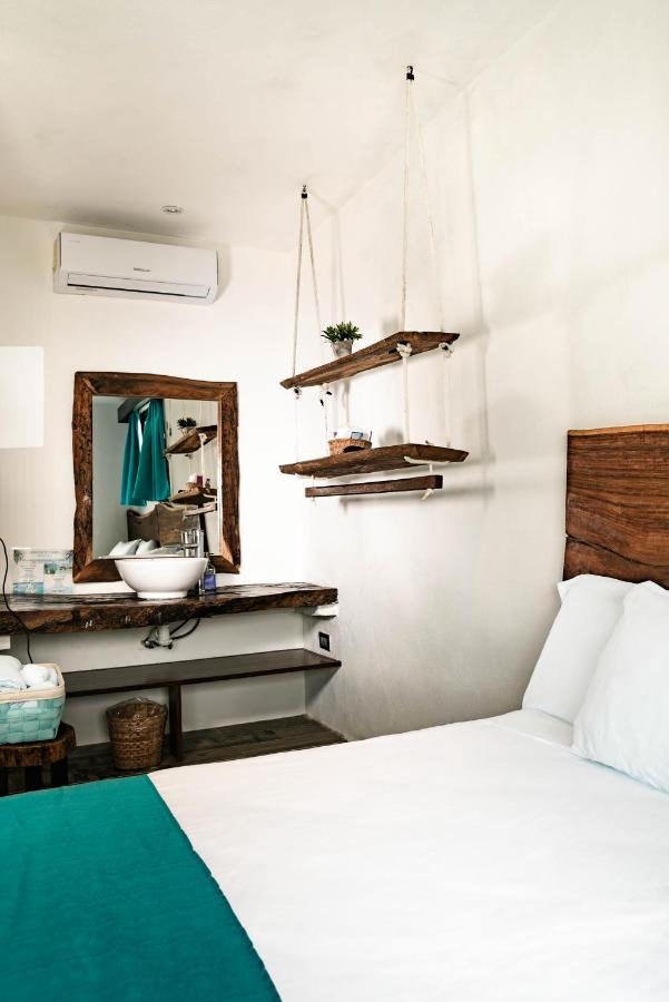 Hotel Y Beach Club Casa Mia Xulha -Bacalar Xul-Ha Exterior photo